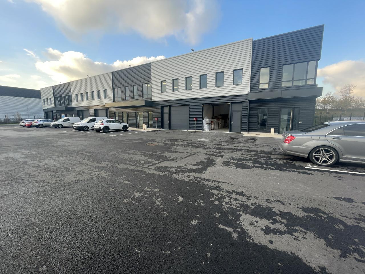 Local d'activité Tigery 559m² Location local d'activité Tigery Essonne OLACT2425934 0